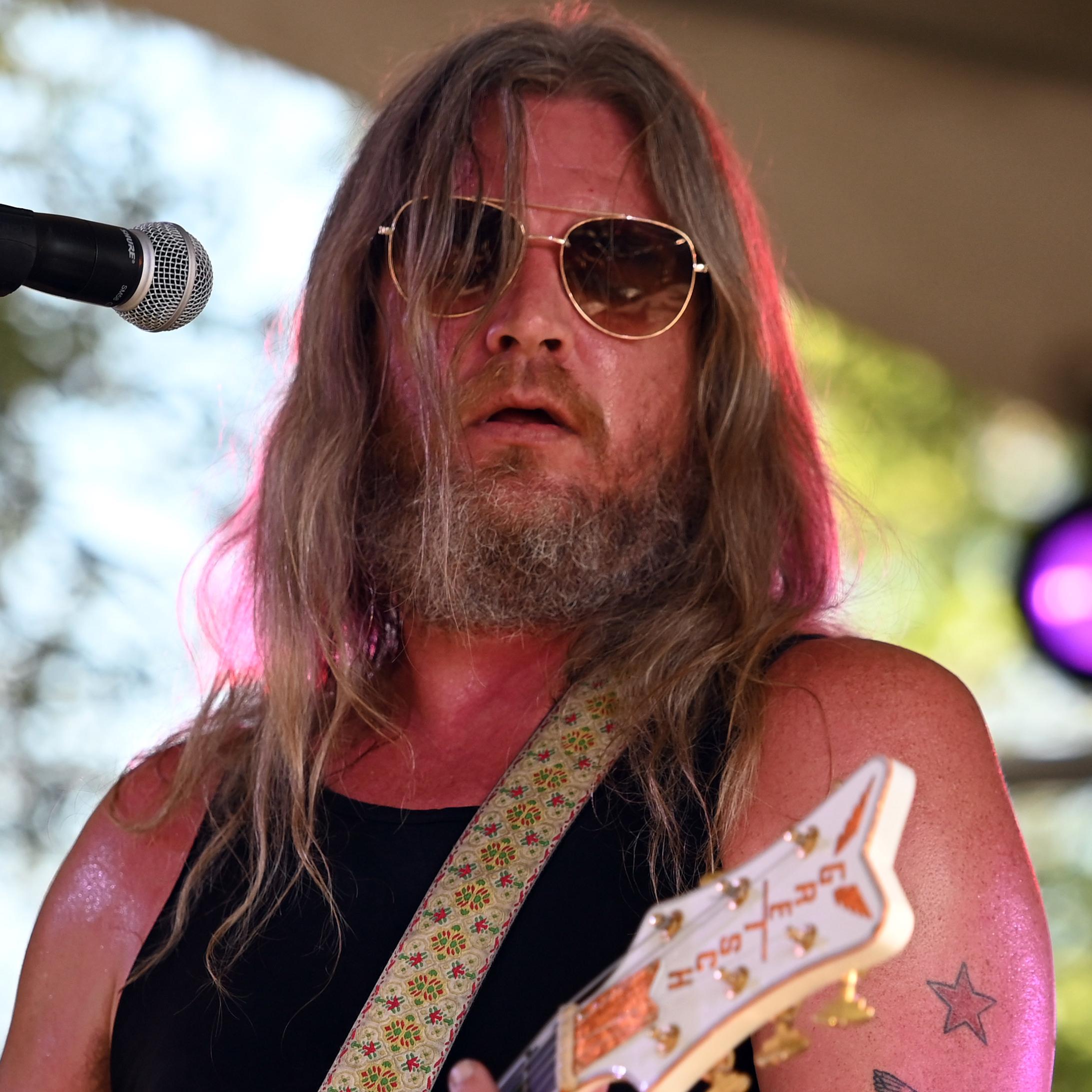 Israel Nash live